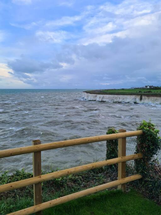 Spring Tide Cliff Top Glamping Pod With Direct Sea Views Birchington-on-Sea Ngoại thất bức ảnh