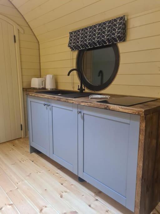 Spring Tide Cliff Top Glamping Pod With Direct Sea Views Birchington-on-Sea Ngoại thất bức ảnh